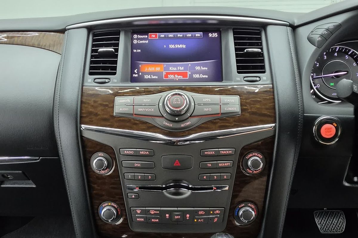 2022 Nissan Patrol Ti Y62 image 35