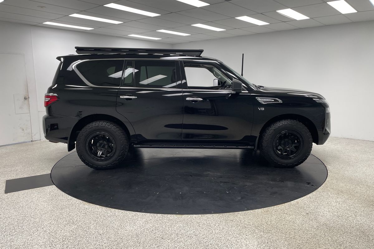 2023 Nissan Patrol Ti Y62