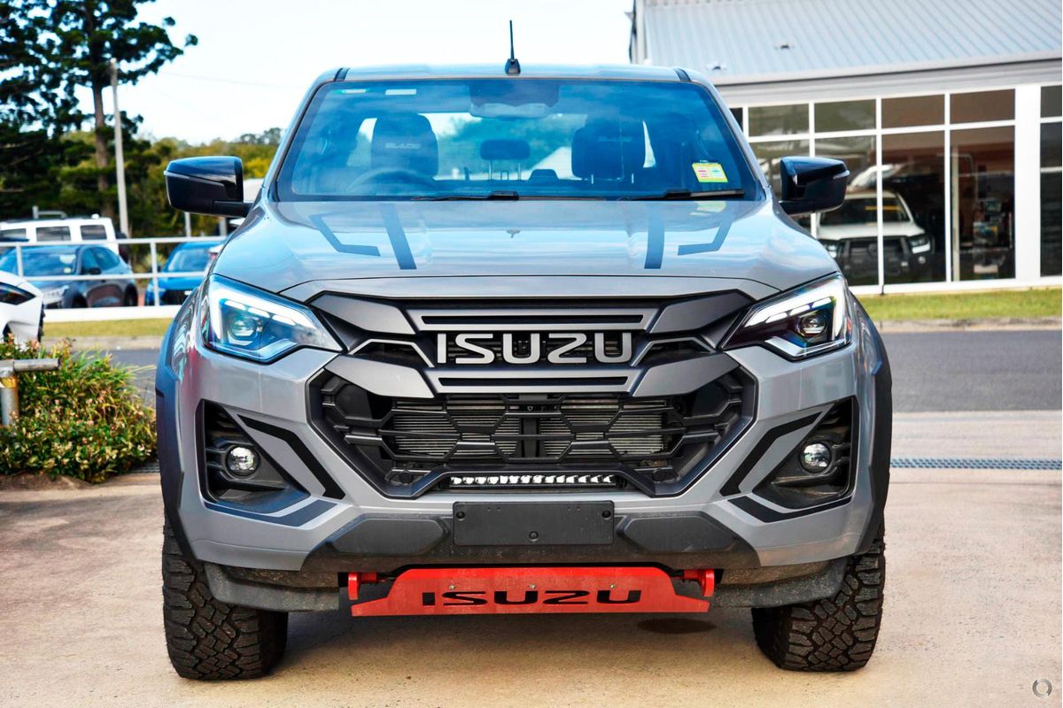 2026 Isuzu D-MAX BLADE 4X4