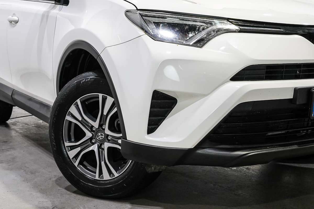 2017 Toyota RAV4 GX ZSA42R