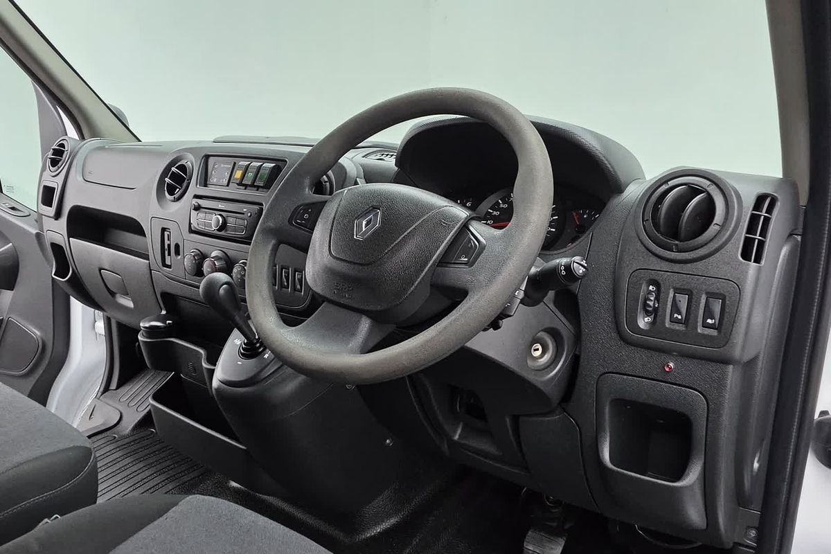 2019 Renault Master X62 LWB Mid Roof