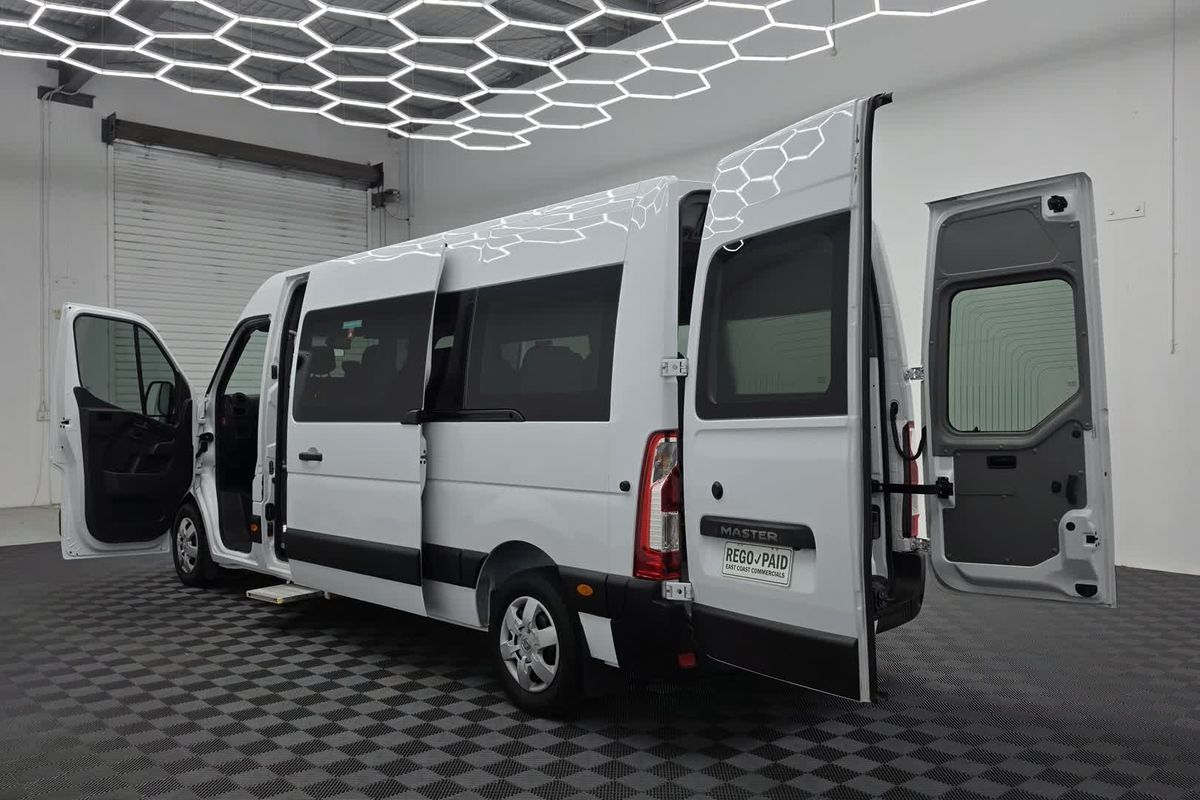 2019 Renault Master X62 LWB Mid Roof