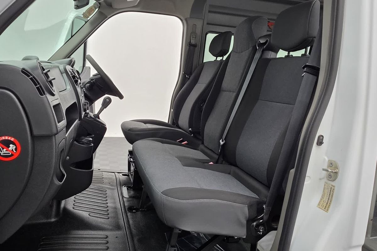 2019 Renault Master X62 LWB Mid Roof