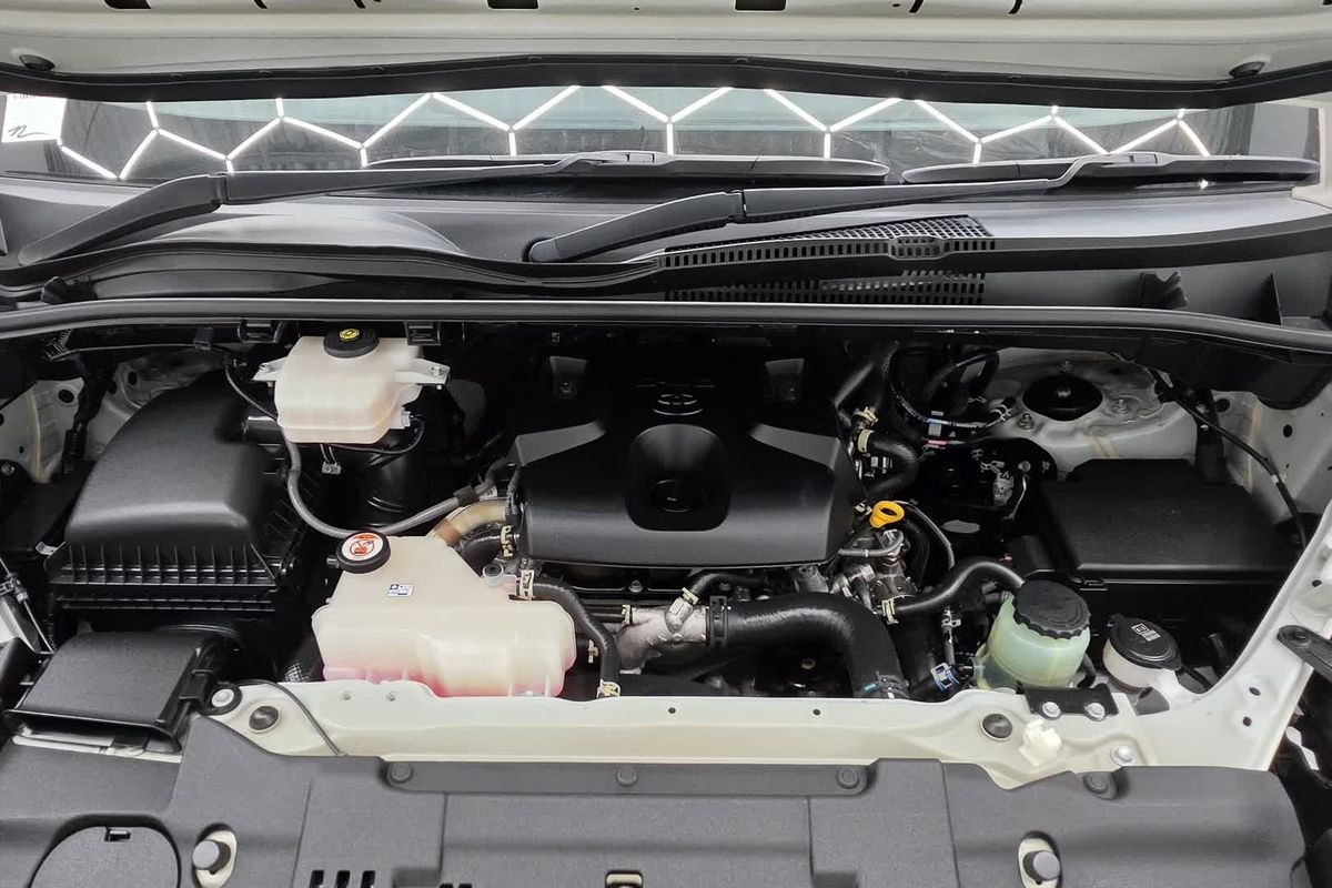 2023 Toyota Hiace GDH300R LWB