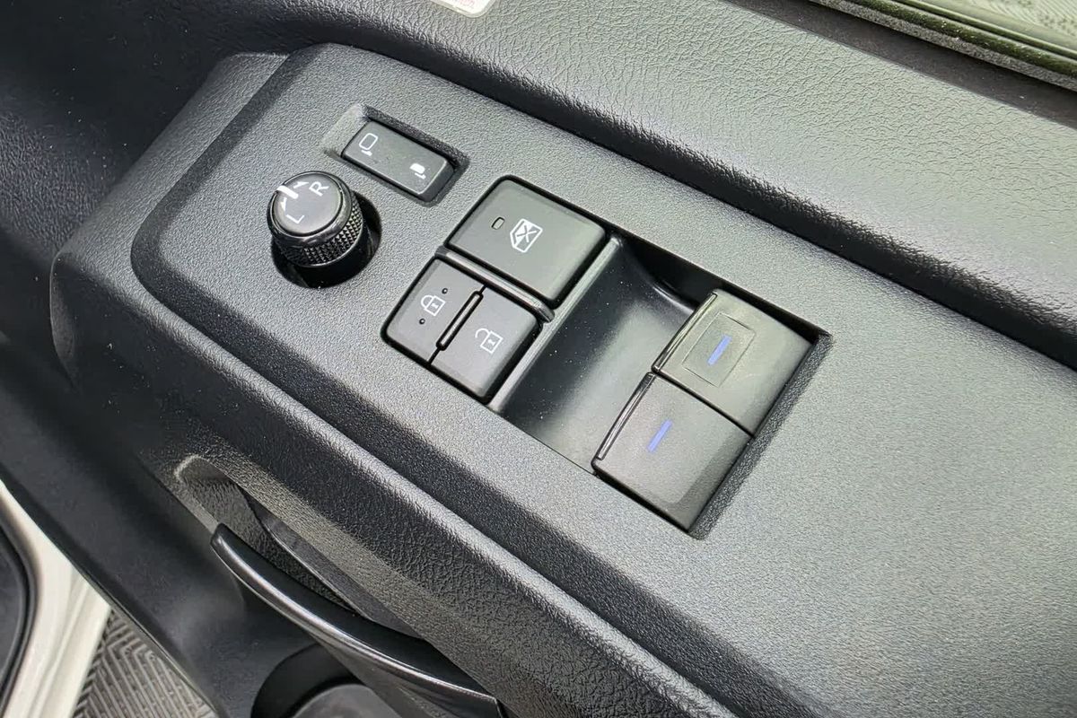 2023 Toyota Hiace GDH300R LWB