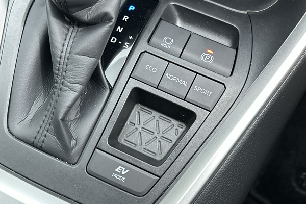 2025 Toyota RAV4 GX AXAH52R thumb-16