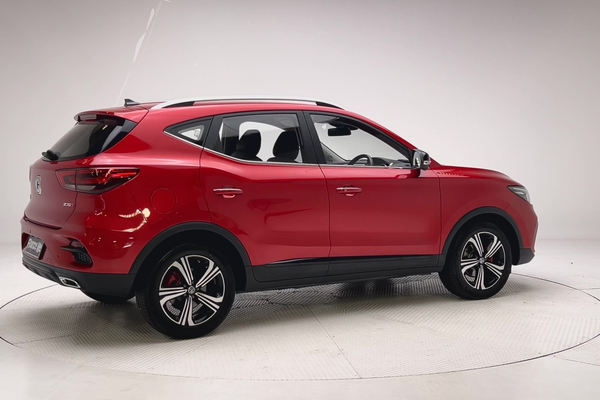 2022 MG ZST Excite thumb-2