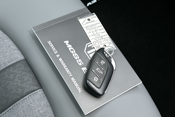 2026 MG MGS5 EV Essence 62 ZS3EM thumb-22