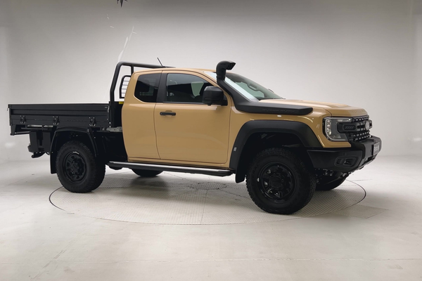 2025 Ford Ranger XLT 4X4 3.0L thumb-3