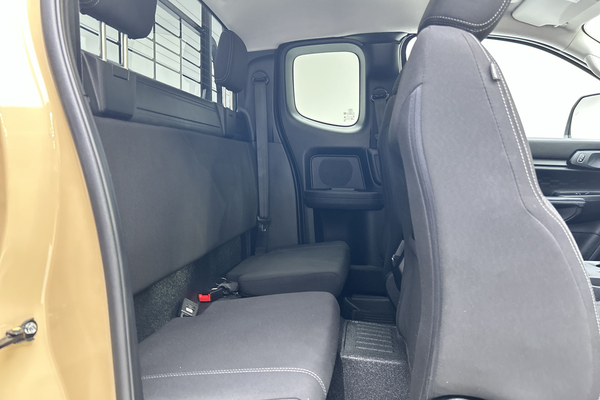 2025 Ford Ranger XLT 4X4 3.0L thumb-11