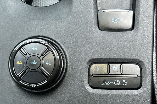 2025 Ford Ranger XLT 4X4 3.0L thumb-16
