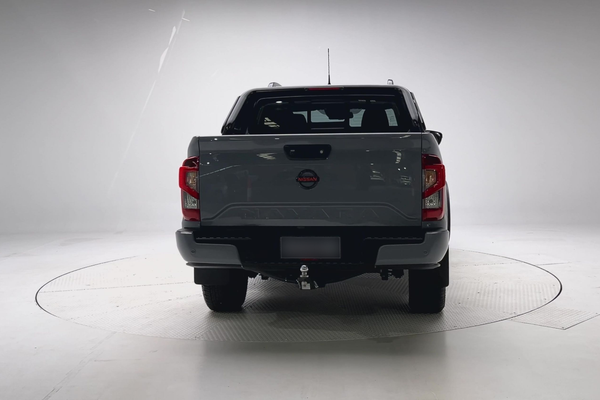 2025 Nissan Navara PRO-4X D23 4X4 thumb-2