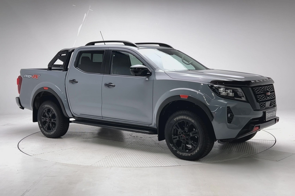 2025 Nissan Navara PRO-4X D23 4X4 thumb-4