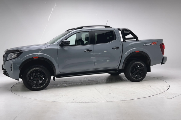 2025 Nissan Navara PRO-4X D23 4X4 thumb-6