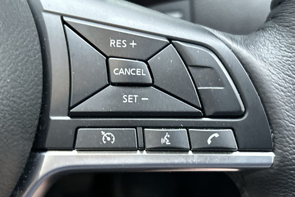 2025 Nissan Navara PRO-4X D23 4X4 thumb-14
