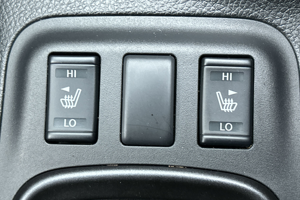 2025 Nissan Navara PRO-4X D23 4X4 thumb-17