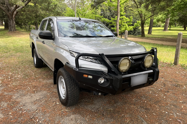 2019 Mitsubishi Triton GLX MR