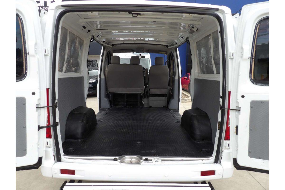 2022 LDV V80 SWB Low Roof image 19