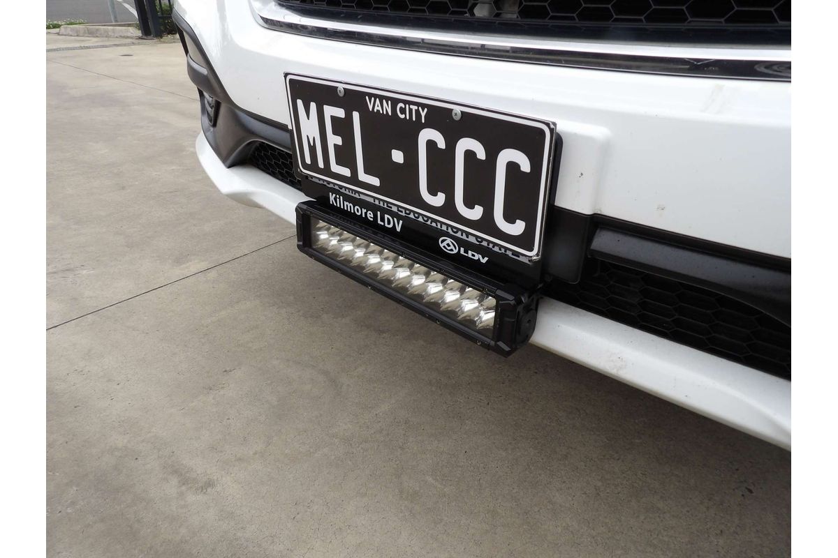 2022 LDV V80 SWB Low Roof image 24