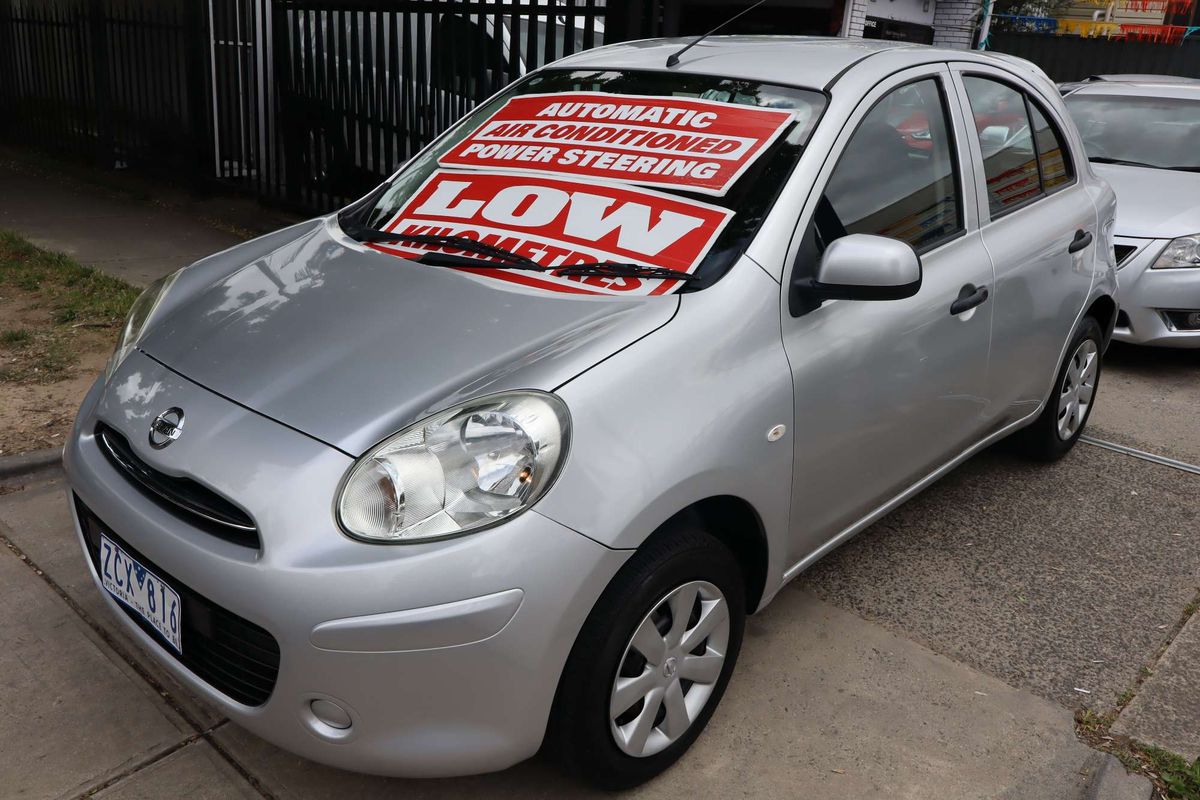 2011 Nissan Micra ST K13