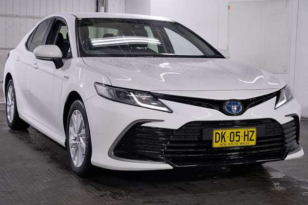 2024 Toyota Camry Ascent AXVH70R