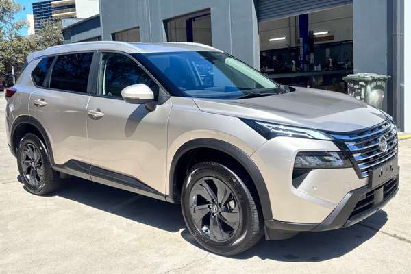 2025 Nissan X-TRAIL ST-L T33