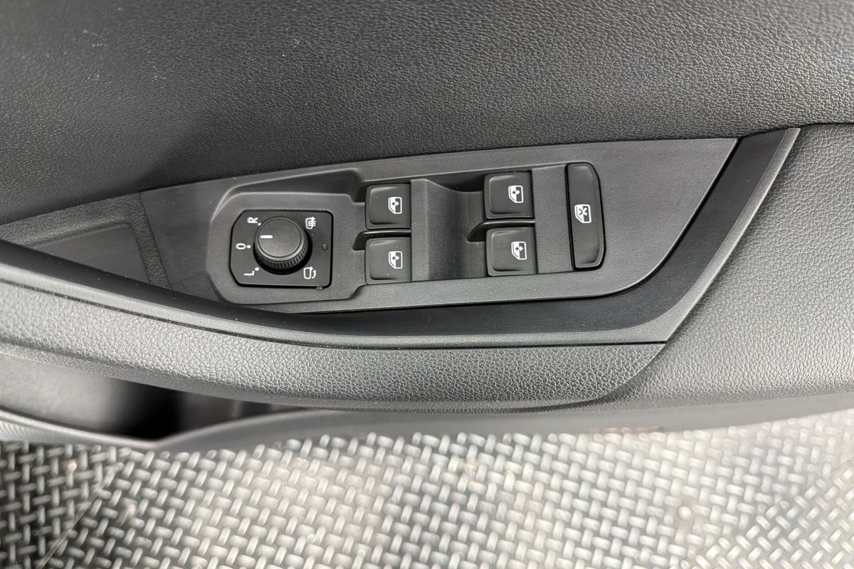 2023 SKODA Karoq 140TSI Sportline NU