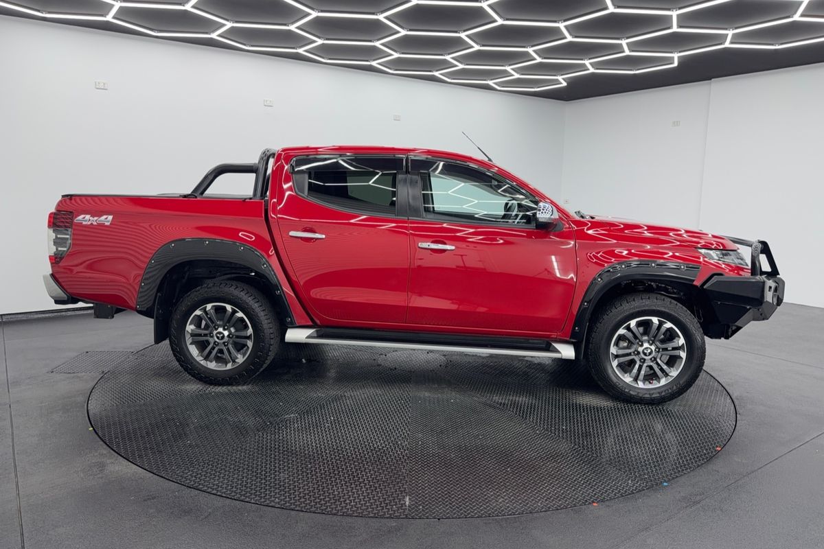 2020 Mitsubishi Triton GLS Premium MR 4X4