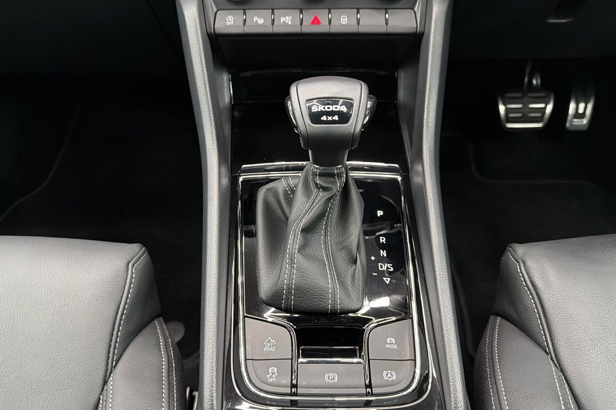 2023 SKODA Karoq 140TSI Sportline NU