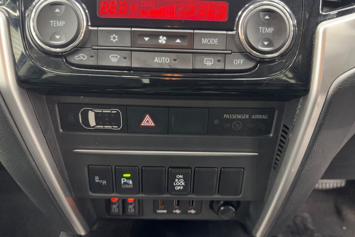 2020 Mitsubishi Triton GLS Premium MR 4X4