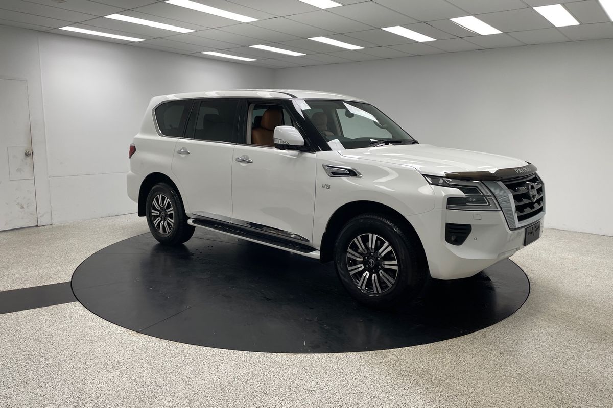 2022 Nissan Patrol Ti Y62