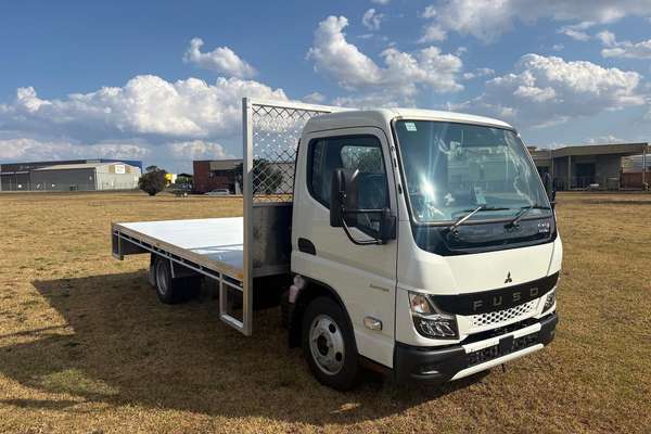 2025 Fuso Canter 515