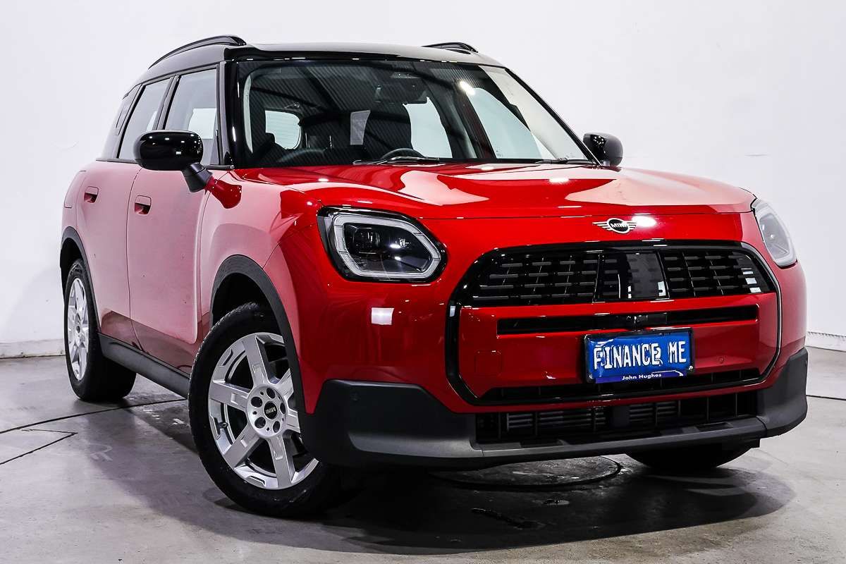 2024 MINI Countryman C Classic U25