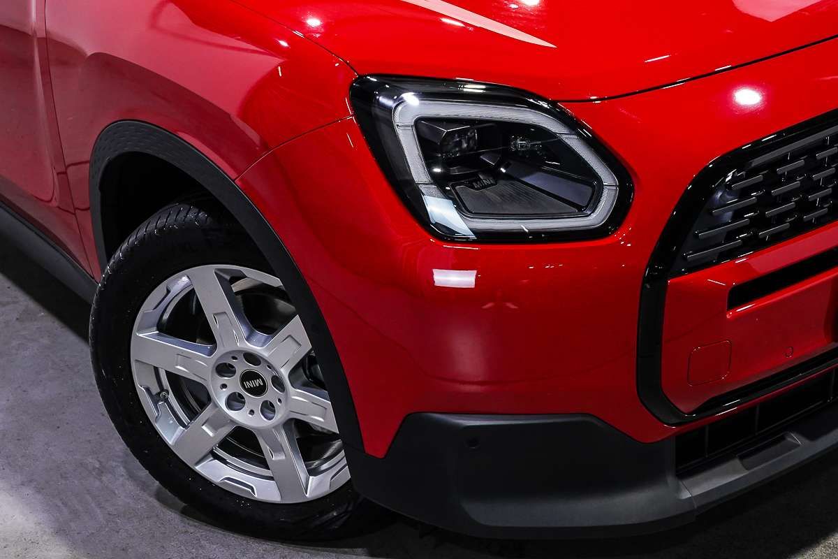 2024 MINI Countryman C Classic U25