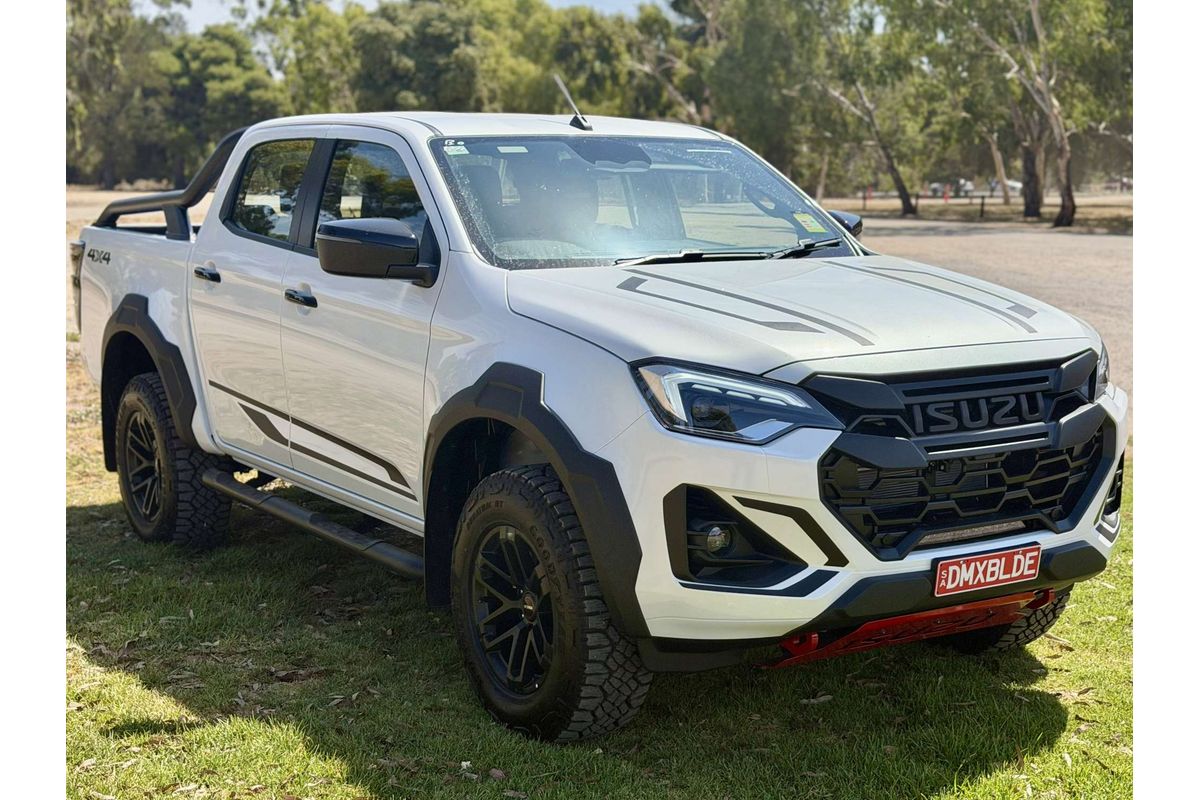 2026 Isuzu D-MAX BLADE 4X4