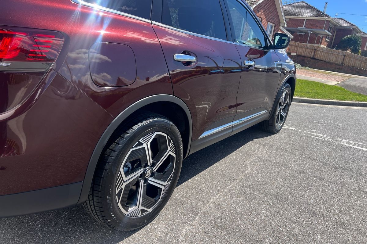 2025 Renault Koleos Techno HZG