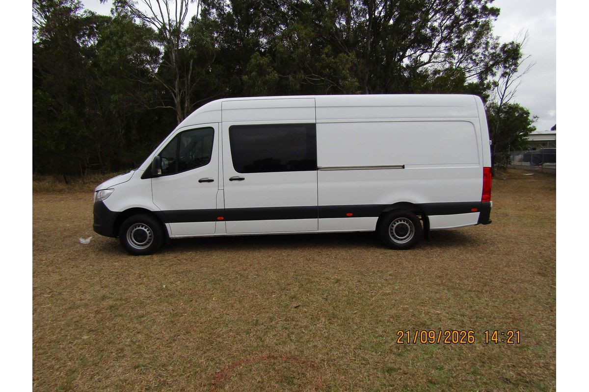 2023 Mercedes-Benz Sprinter 315CDI VS30 LWB High Roof image 10
