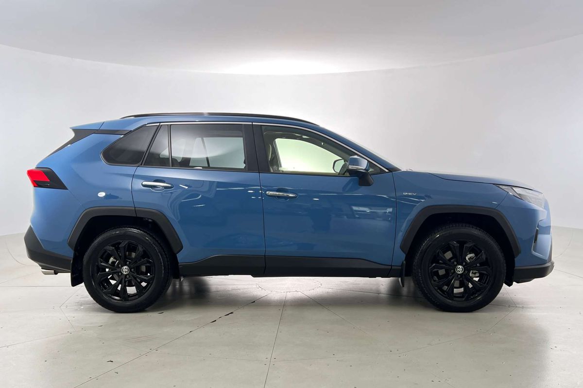 2025 Toyota RAV4 Cruiser AXAH54R