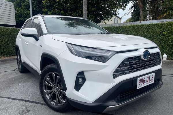 2024 Toyota RAV4 GXL AXAH54R