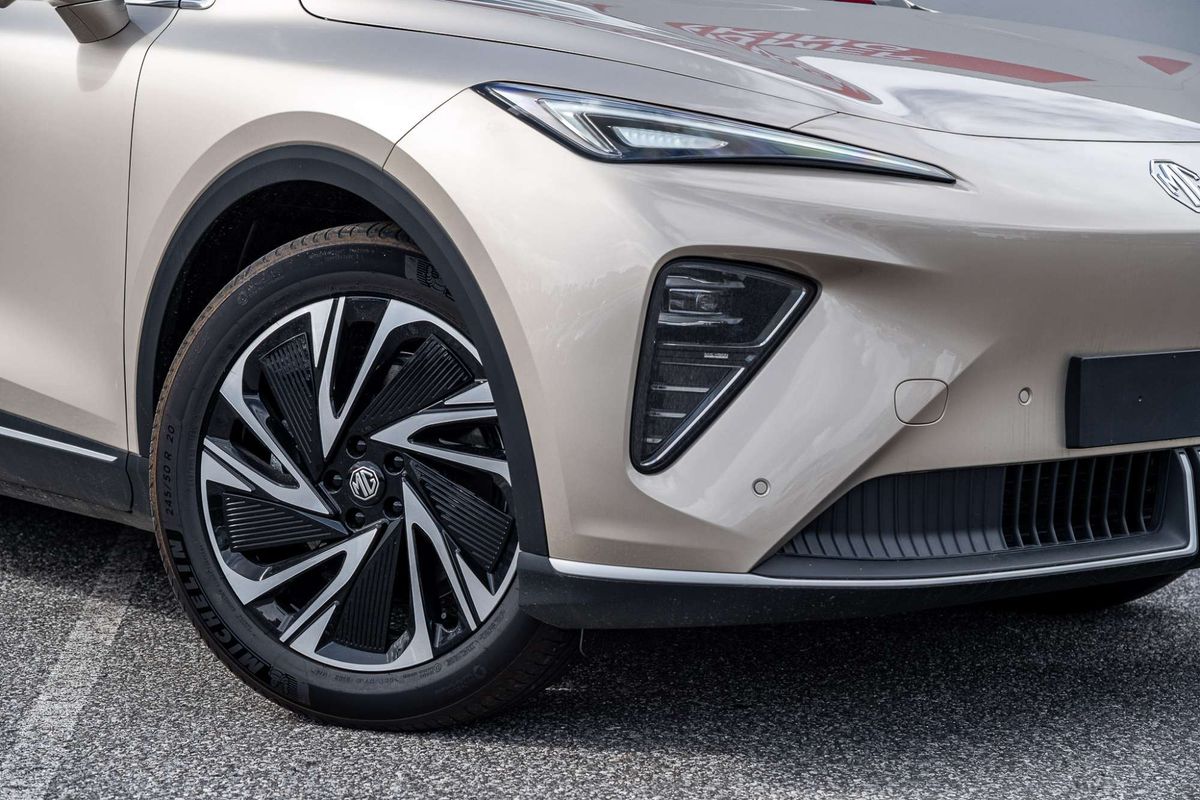2026 MG MGS6 EV Essence IS3E