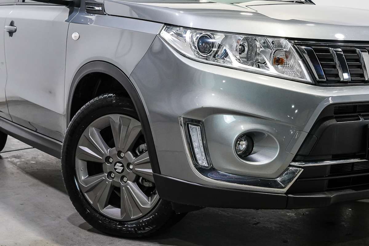 2024 Suzuki Vitara Shadow LY Series II