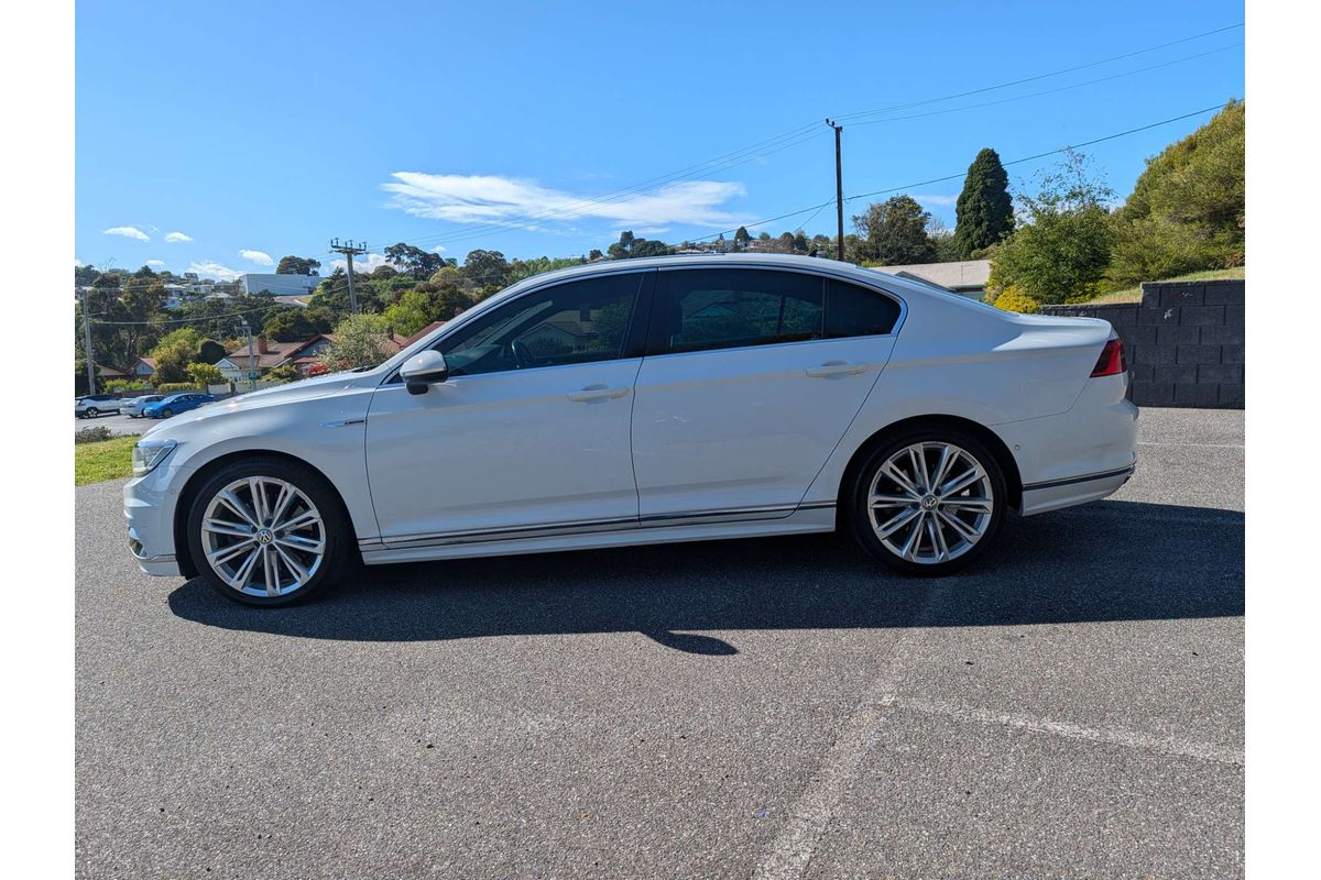 2017 Volkswagen Passat 206TSI R-Line B8