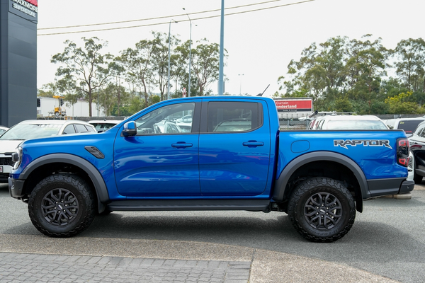 2023 Ford Ranger Raptor 4X4 3.0L thumb-4