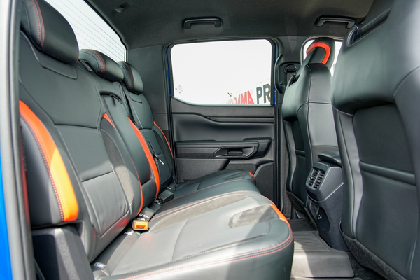 2023 Ford Ranger Raptor 4X4 3.0L thumb-8
