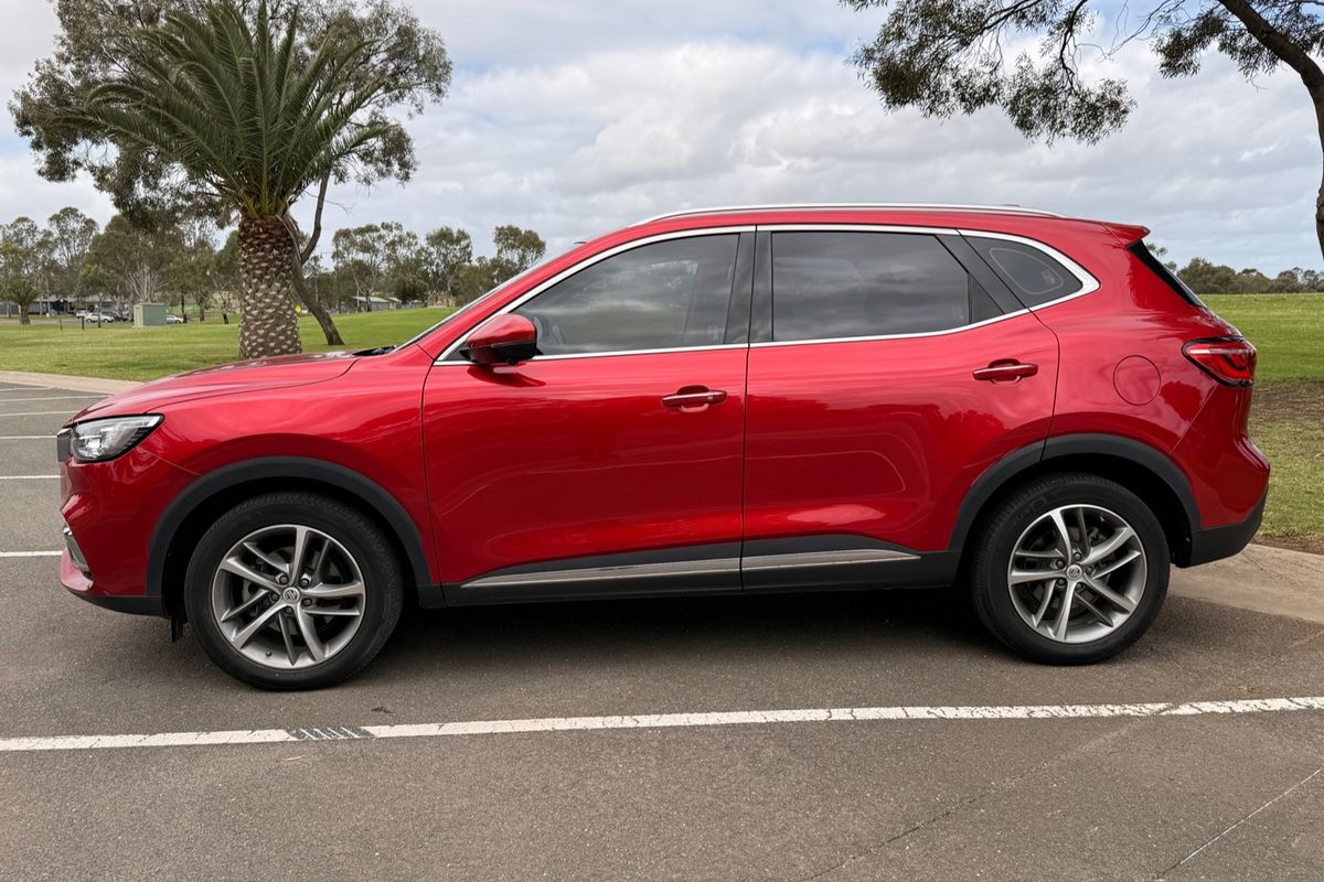 2022 MG HS Plus EV Essence SAS23