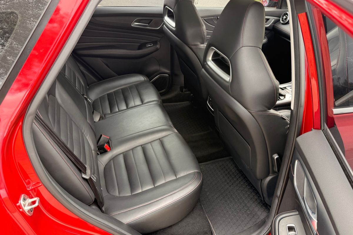 2022 MG HS Plus EV Essence SAS23