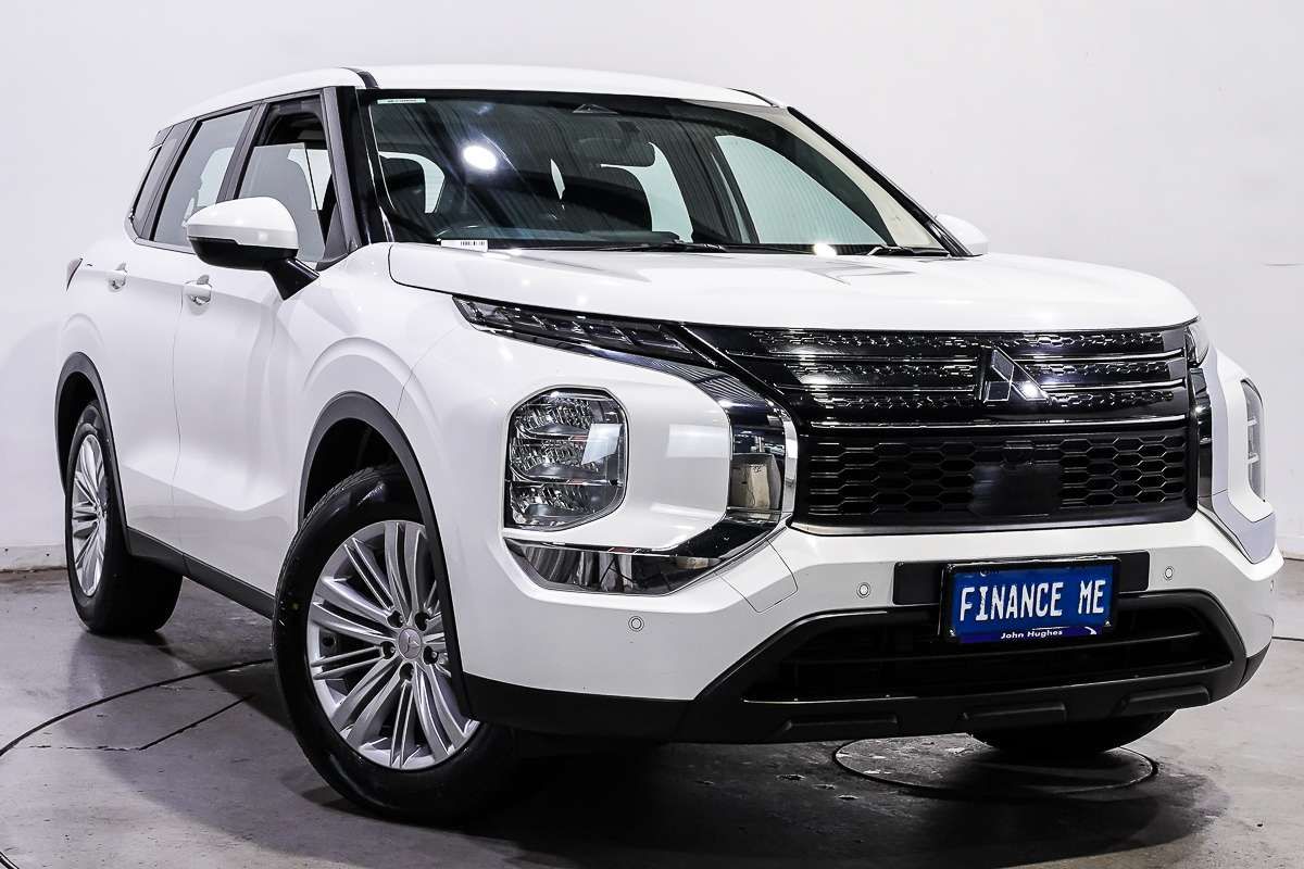 2024 Mitsubishi Outlander ES ZM