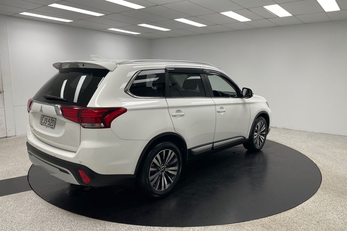 2019 Mitsubishi Outlander LS ZL
