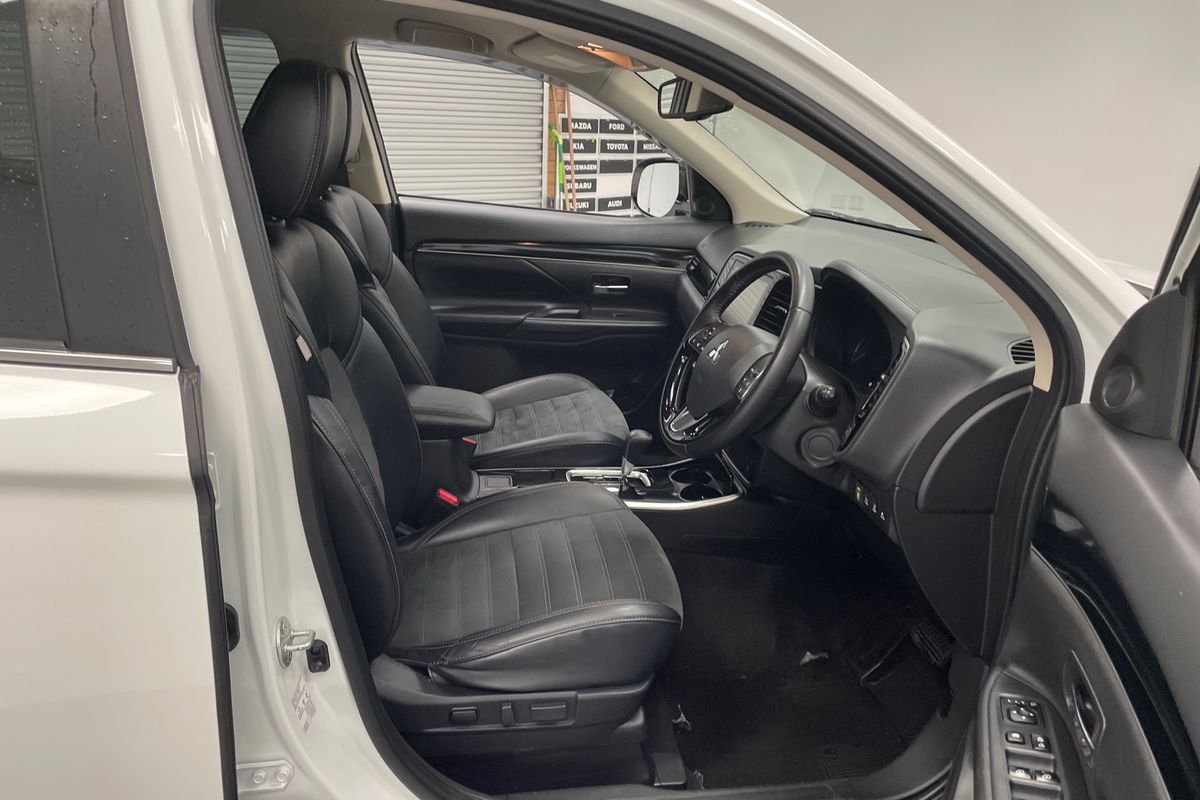 2019 Mitsubishi Outlander LS ZL