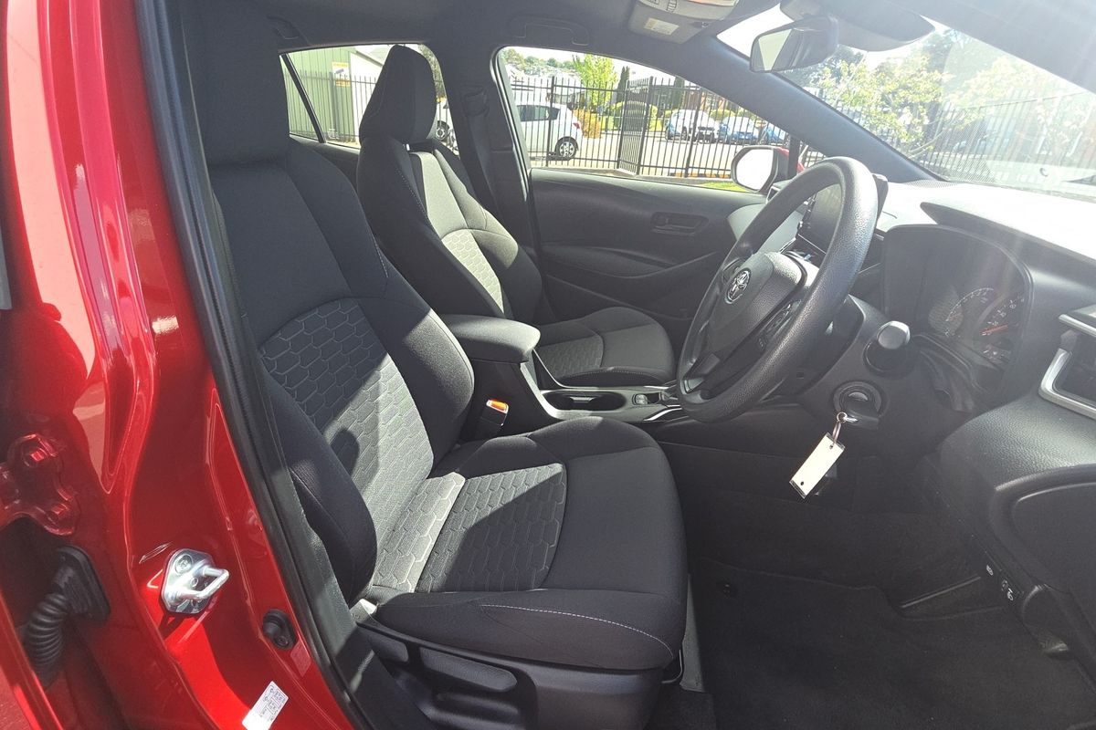 2021 Toyota Corolla Ascent Sport MZEA12R
